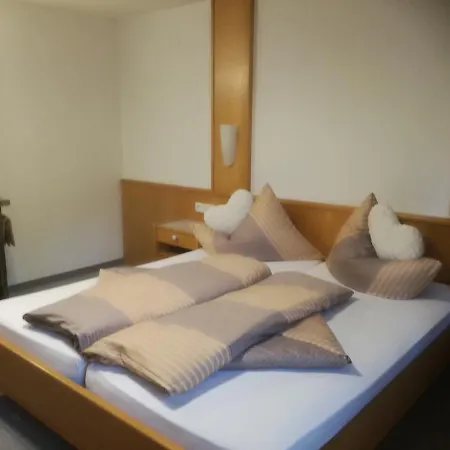 Haus Falkner Apartment