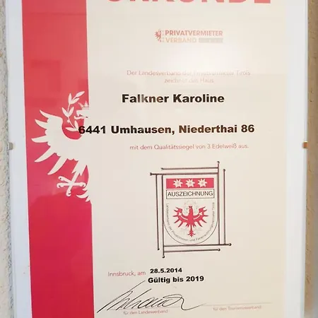 Haus Falkner 公寓 *